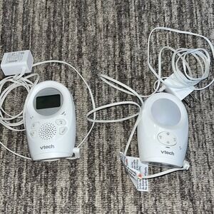 VTech DM221 Audio Baby Monitor with Night Light‎ & Talk Back System